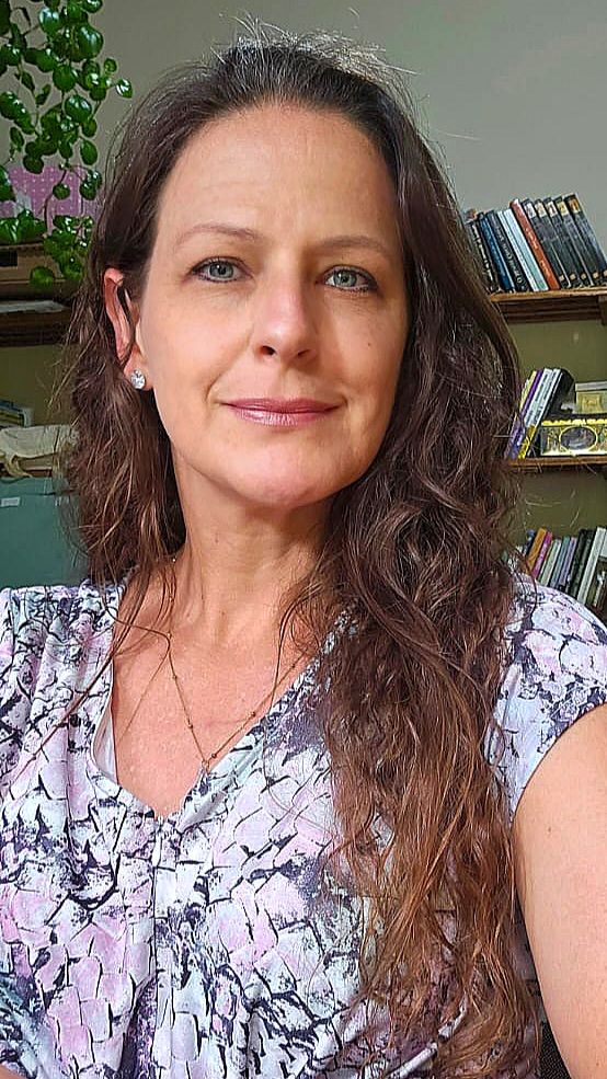 Retrato da Dra. Maria Angélica Baron, médica veterinária e terapeuta
